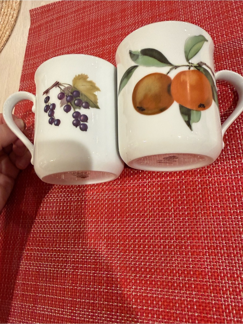 Set of Two Vintage Royal Worcester Evesham Fruit Mugs - grapes and oranges